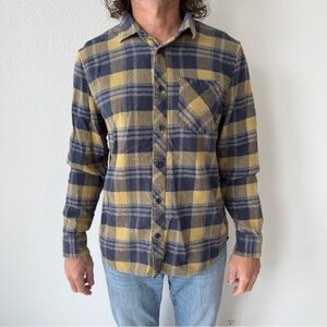 Vans Plaid Long Sleeve Button Down Flannel Shirt Yellow and Navy
